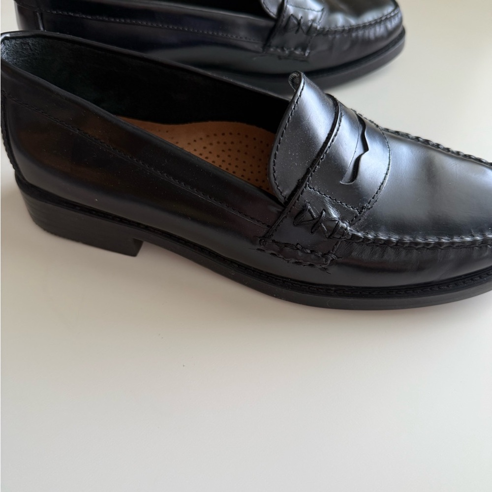 G.H. Bass Weejuns Black Loafers | Size 7.5 - Picture 2 of 6